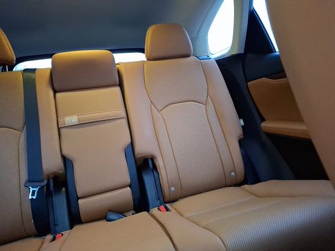 Used 2021 Lexus RX 350L Premium image 20