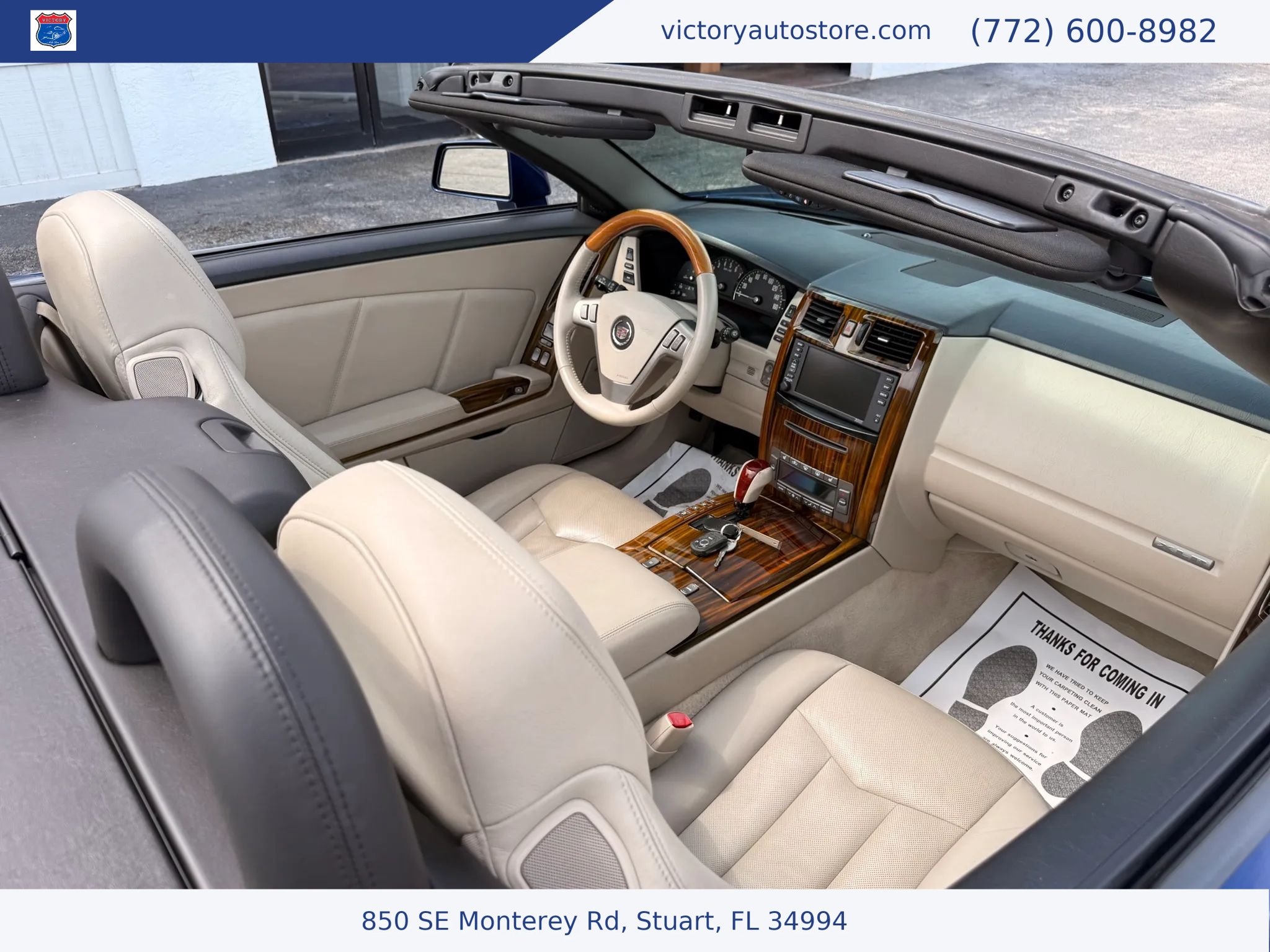 Used 2006 Cadillac XLR RWD image 3