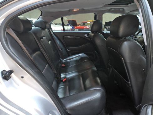 Used 2005 Jaguar S-TYPE R RWD image 58