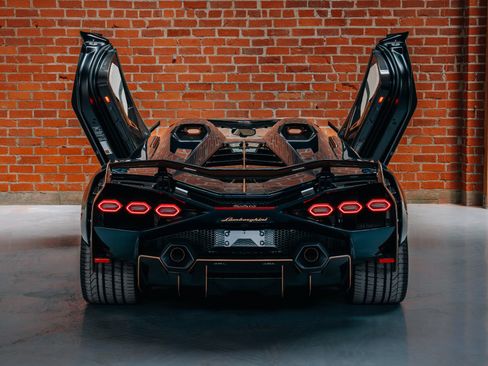 Used 2021 Lamborghini Sian Roadster AWD/4WD image 16