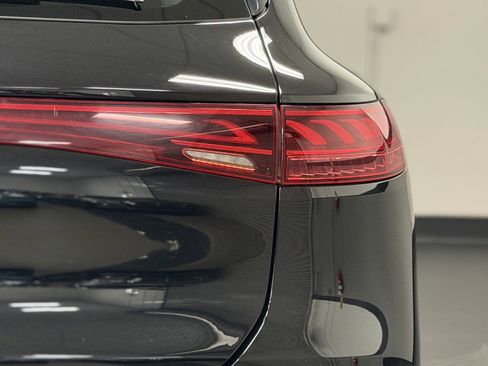 Certified 2023 Mercedes-Benz EQS 580 4MATIC SUV image 15