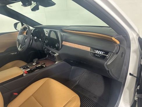 Used 2023 Lexus RX 350 Premium w/ Accessory Package AWD/4WD image 28