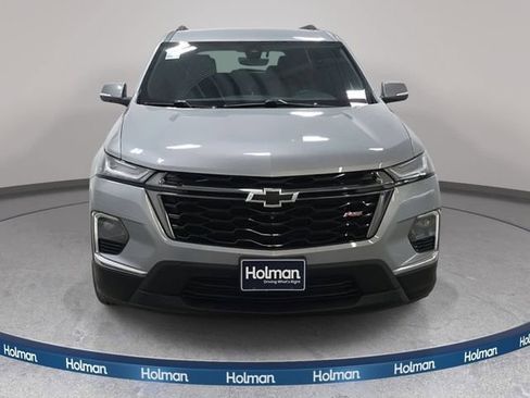 Used 2023 Chevrolet Traverse RS AWD/4WD image 3