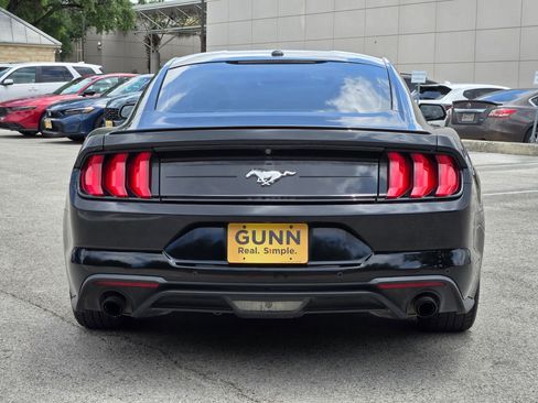 Used 2019 Ford Mustang Premium w/ Equipment Group 201A RWD image 4