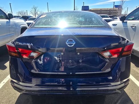 Used 2021 Nissan Altima 2.5 S image 11