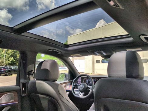 New 2025 Mercedes-Benz GLS 450 4MATIC image 23