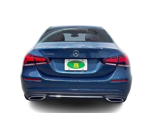 Used 2021 Mercedes-Benz A 220 A 220 image 3