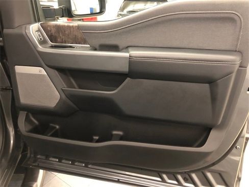 Used 2023 Ford F250 Lariat w/ Camper Package image 36