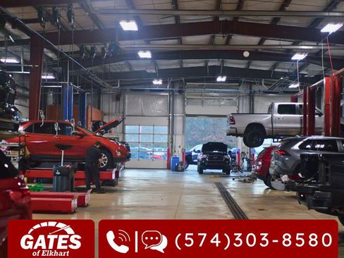 Used 2023 Chrysler Pacifica Limited image 11