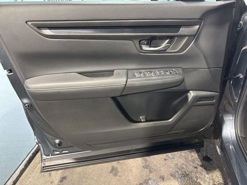 Used 2023 Honda CR-V EX image 28