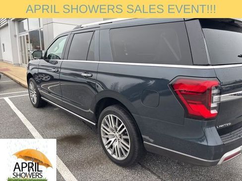 Used 2022 Ford Expedition Max Limited image 6