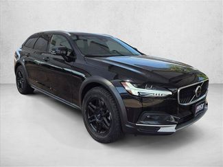 Used 2022 Volvo V90 B6 Cross Country w/ Advanced Package AWD/4WD video 3