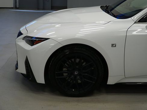 Used 2023 Lexus IS 350 F Sport image 11
