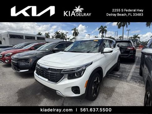 Certified 2024 Kia Seltos EX FWD image 9