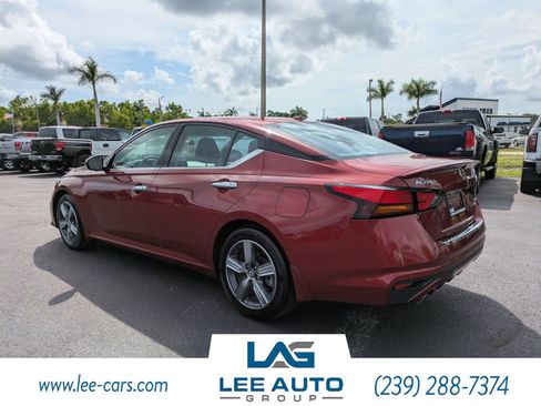 Used 2022 Nissan Altima 2.5 SL FWD image 5