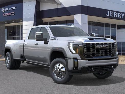 New 2026 GMC Sierra 3500 Denali Ultimate image 31