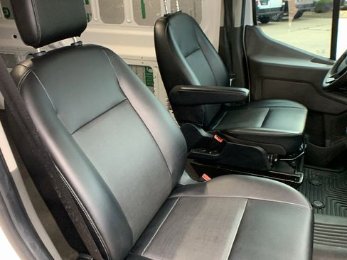 Used 2023 Ford Transit 250 Medium Roof AWD image 20