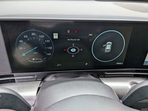 Used 2024 Hyundai Kona Limited AWD/4WD image 19