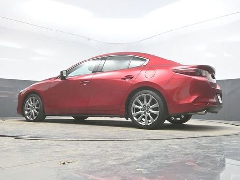 Used 2019 MAZDA MAZDA3 AWD Sedan w/ Premium Package image 27