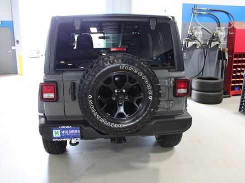 Used 2022 Jeep Wrangler Unlimited Sport AWD/4WD image 42