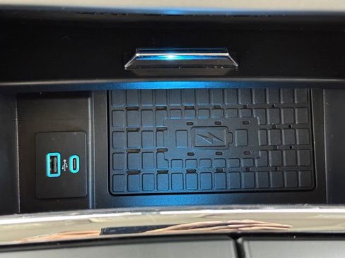 Used 2023 Ford Expedition XLT RWD image 20