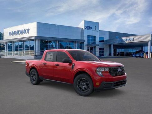 New 2026 Ford Maverick XLT FWD image 7