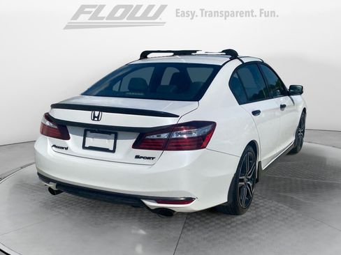 Used 2017 Honda Accord Sport image 9