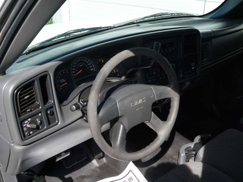 Used 2003 GMC Sierra 1500 W/T image 34