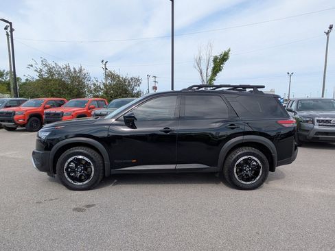 Certified 2025 Nissan Pathfinder Rock Creek AWD/4WD image 7