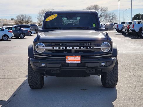 Used 2023 Ford Bronco Outer Banks w/ Sasquatch Package image 3