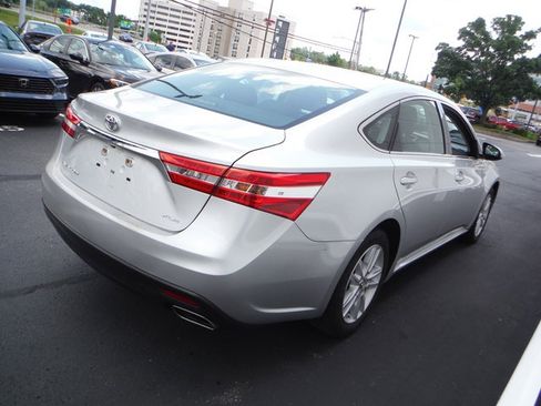 Used 2014 Toyota Avalon XLE FWD image 6