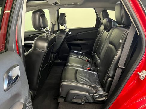 Used 2017 Dodge Journey Crossroad w/ Popular Equipment Group image 12