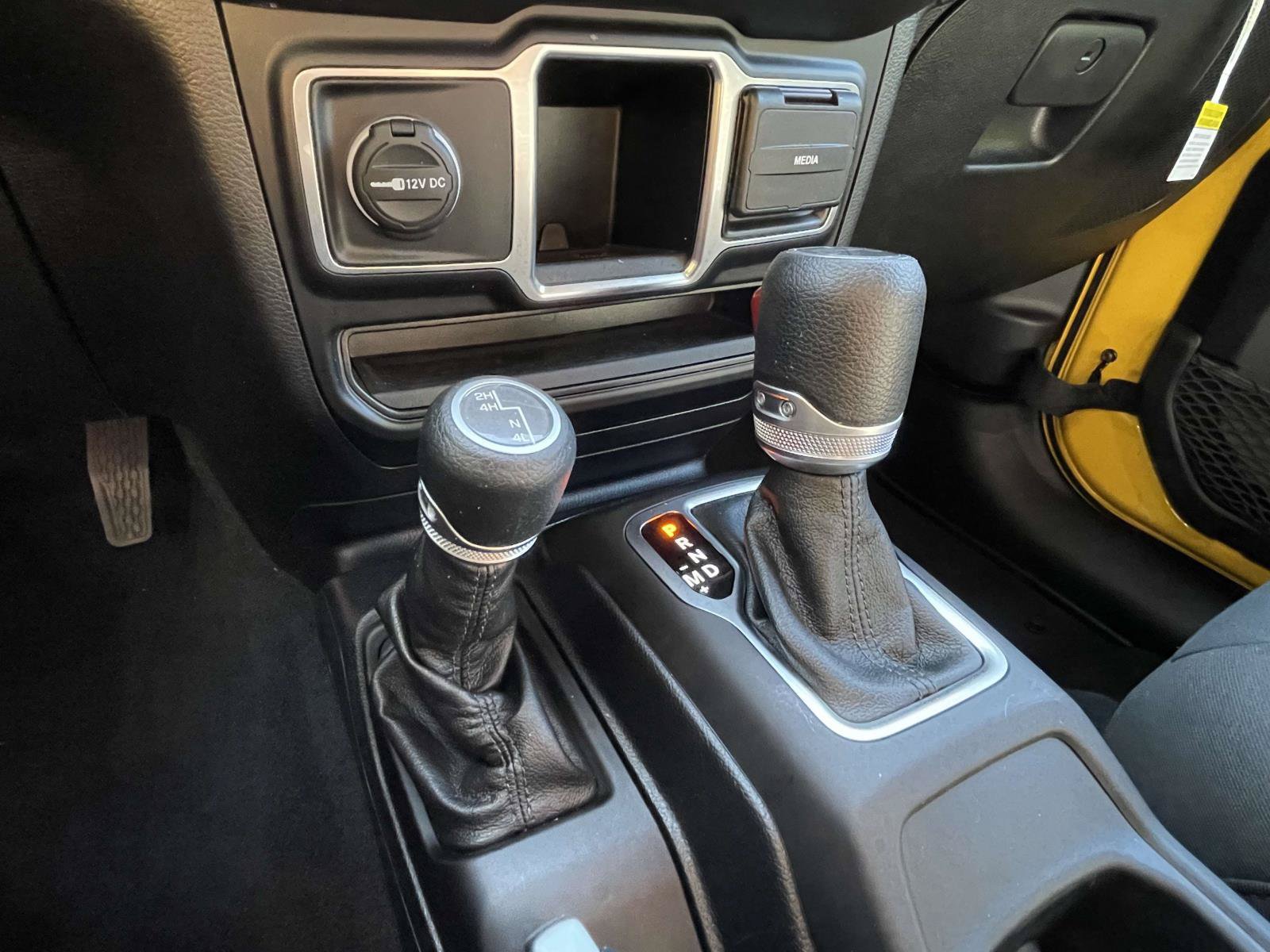 Used 2020 Jeep Wrangler Unlimited Sport AWD/4WD image 35
