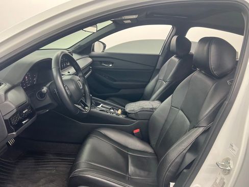 Used 2024 Honda Accord Sport image 7