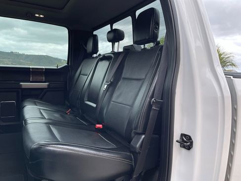 Used 2017 Ford F250 Lariat w/ Lariat Ultimate Package AWD/4WD image 25