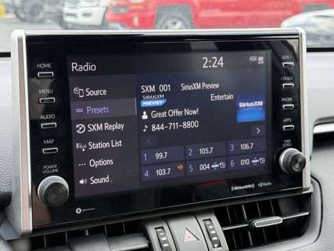 Used 2022 Toyota RAV4 XSE AWD/4WD image 25
