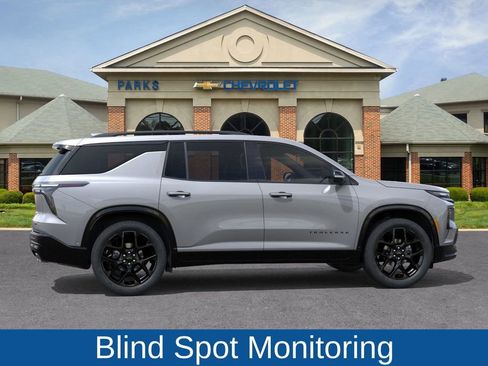 New 2026 Chevrolet Traverse RS image 6