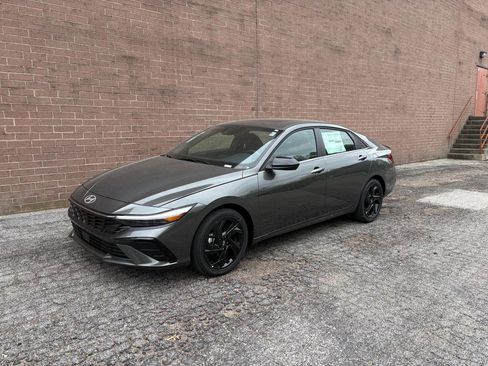 New 2026 Hyundai Elantra SEL Sport Premium FWD image 1