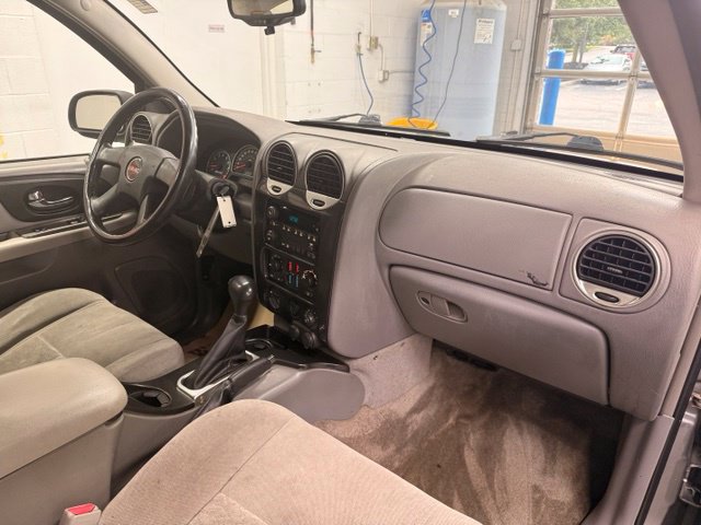 Used 2005 GMC Envoy SLE AWD/4WD image 22