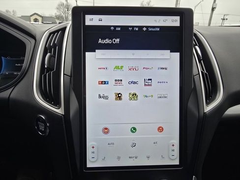 Used 2024 Ford Edge SEL image 20