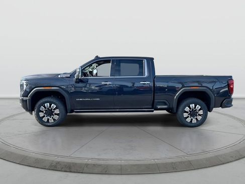 New 2025 GMC Sierra 2500 Denali w/ Denali Reserve Package AWD/4WD image 5