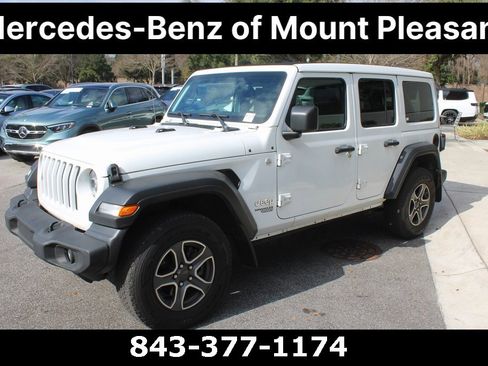 Used 2020 Jeep Wrangler Unlimited Sport S w/ Sun And Sound Package image 15