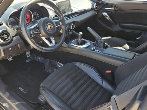 Used 2019 FIAT 124 Spider Abarth w/ Convenience Group RWD image 14