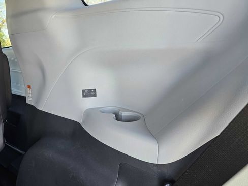 Used 2023 Toyota Sienna XSE w/ XSE Plus Package image 33