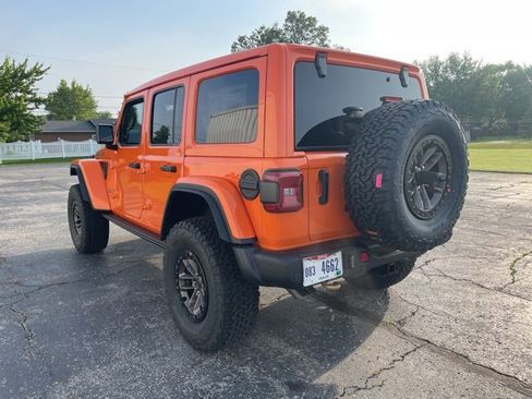 New 2025 Jeep Wrangler Unlimited Rubicon 392 image 12