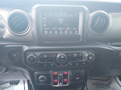 Used 2021 Jeep Wrangler Unlimited Sport AWD/4WD image 18