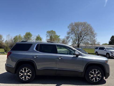 Used 2020 GMC Acadia SLE w/ Driver Convenience Package AWD/4WD image 2