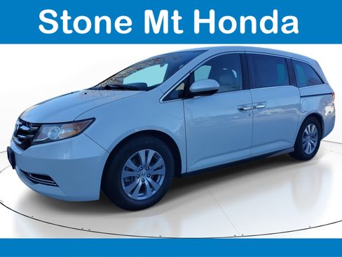 Used 2016 Honda Odyssey SE image 3