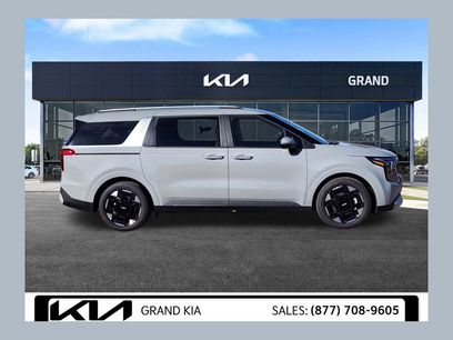 New 2026 Kia Carnival EX