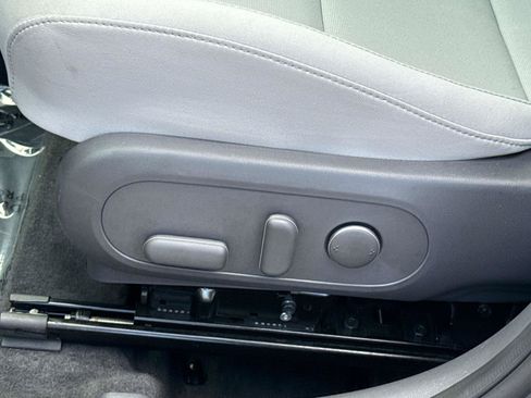 Used 2024 Hyundai Kona SEL FWD image 23